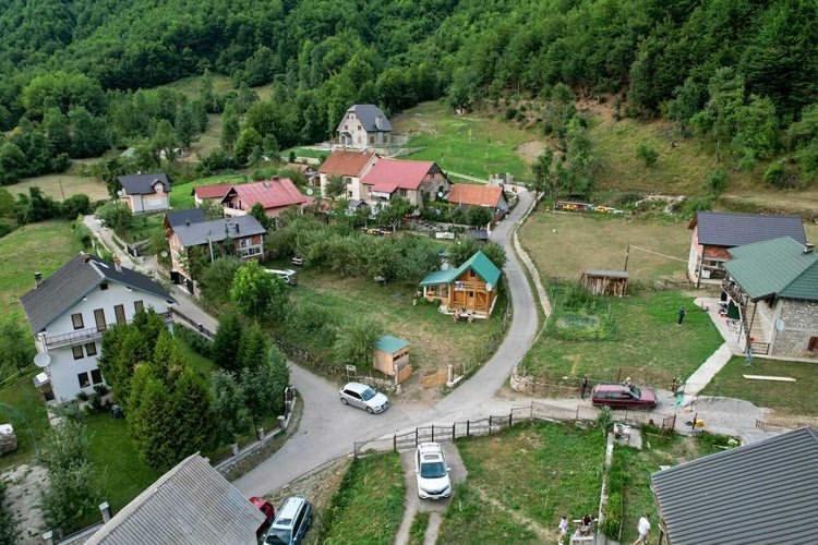 Guest House Ulaj Vusanje Exterior photo